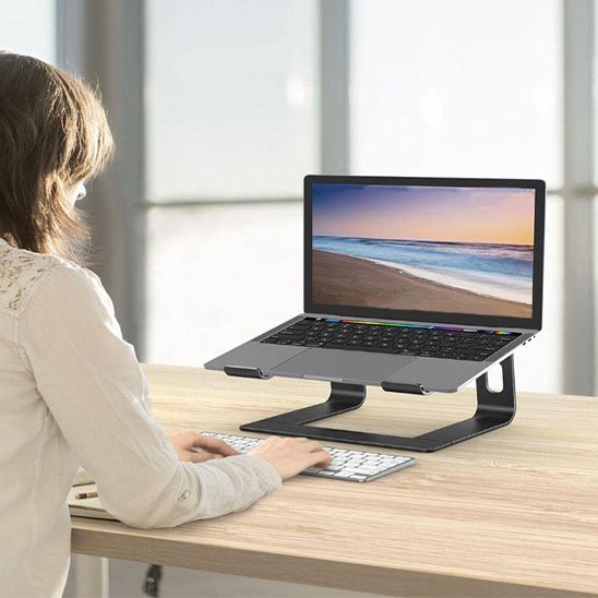 Support ordinateur portable facile a nettoyer